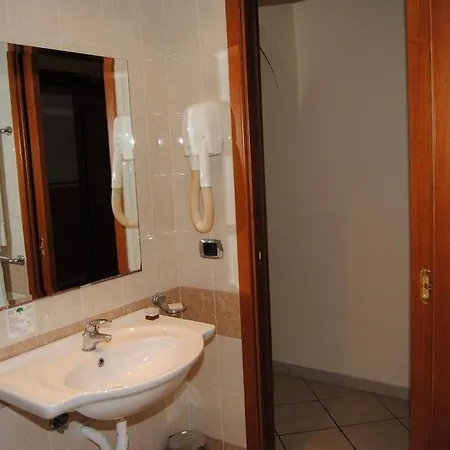 Relax 4* Syracuse