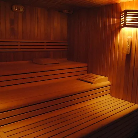 Relax 4*
