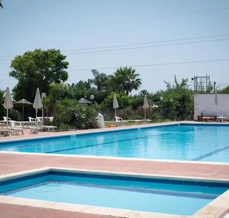 Relax 4* Syracuse