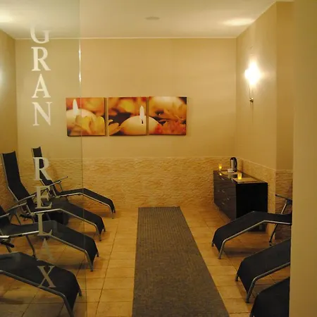 Relax 4*